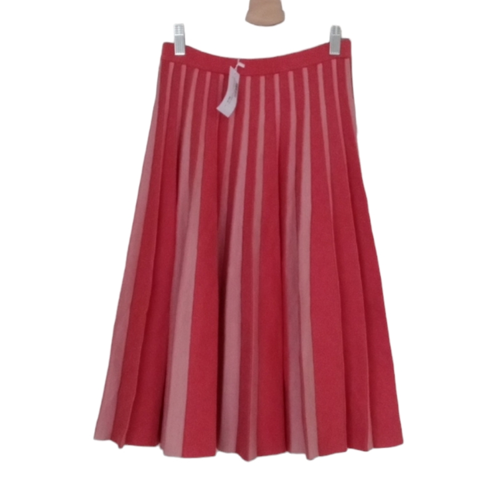 Elle and Boo NWT accordion pleated skirt size Small Women's or girls size 14